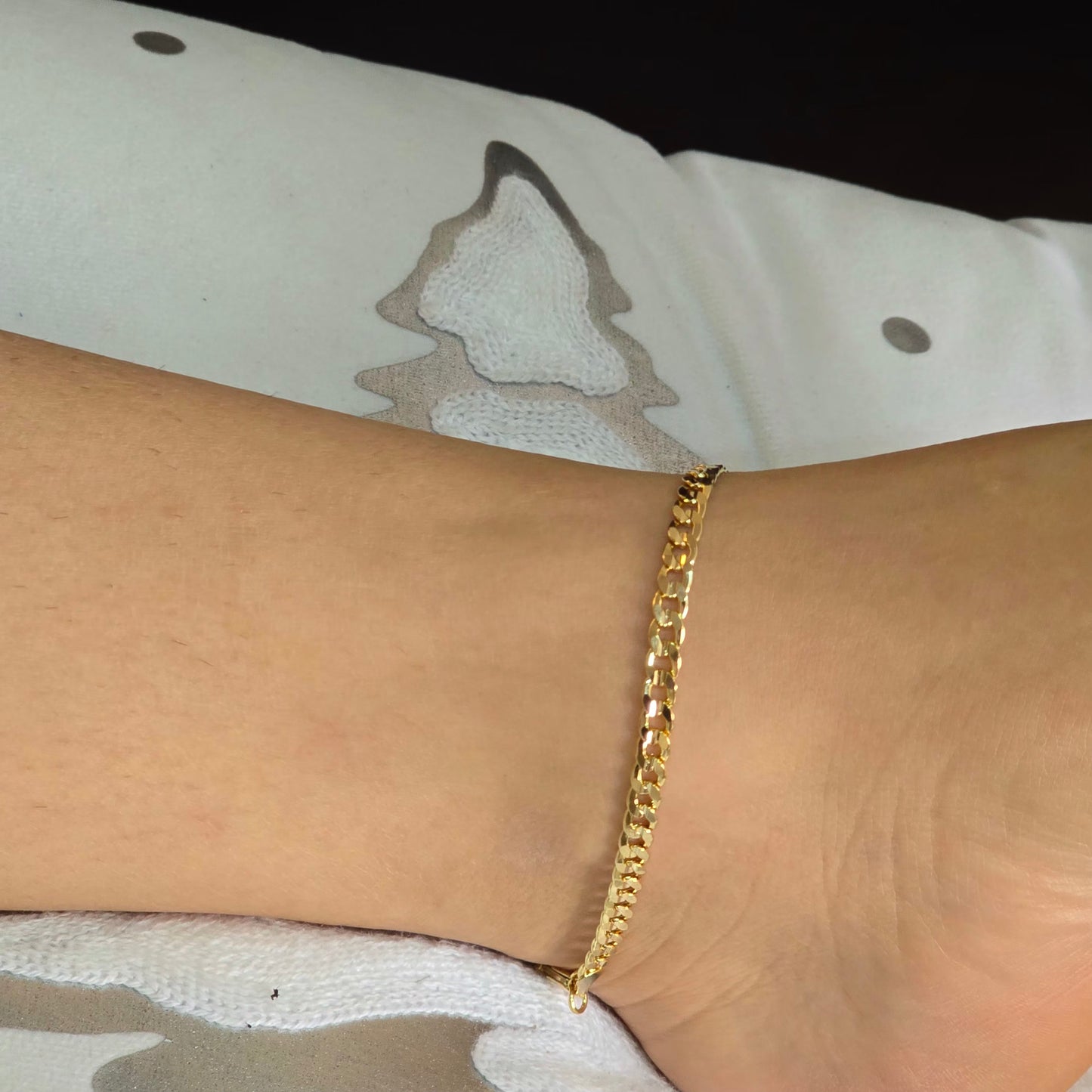 Tobillera laminada 14k