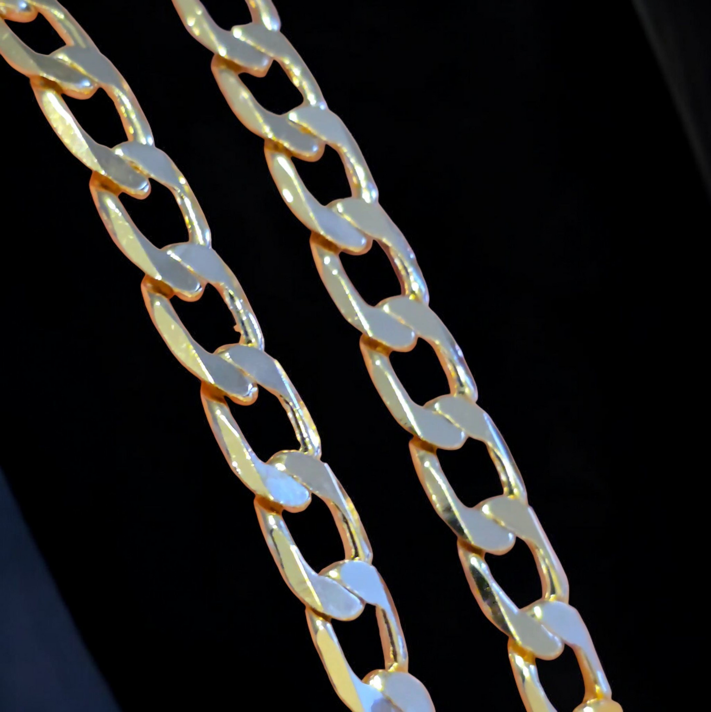 Cadena Cubana de jesus